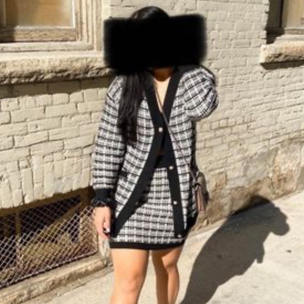 Aritzia cardigan, pretty much brand new worn only 2-3 times.